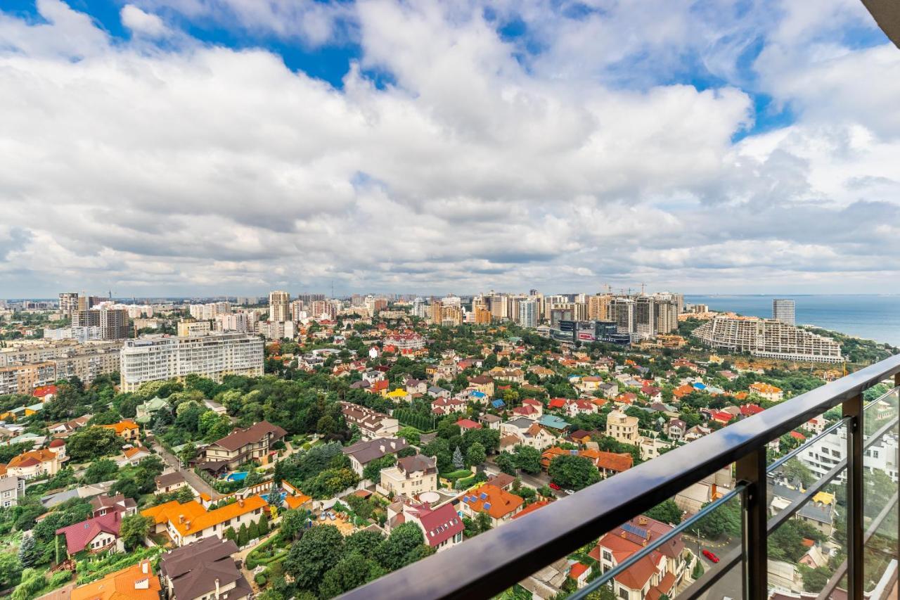 Razor Apartment With Terrace, Kamanina Oděsa Exteriér fotografie